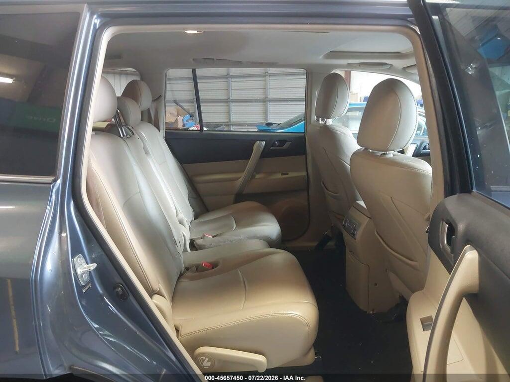 5TDBK3EH8DS191155 2013 TOYOTA HIGHLANDER photo no. 8