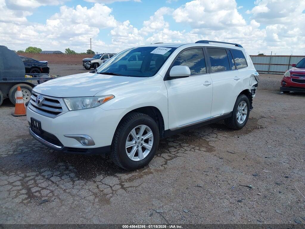 5TDBK3EH5DS179030 2013 TOYOTA HIGHLANDER photo no. 2