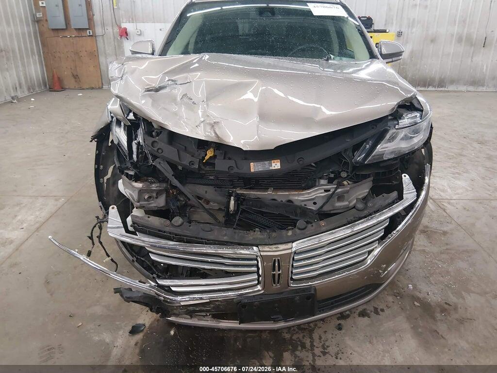 5LMCJ2D90JUL04690 2018 LINCOLN MKC photo no. 6