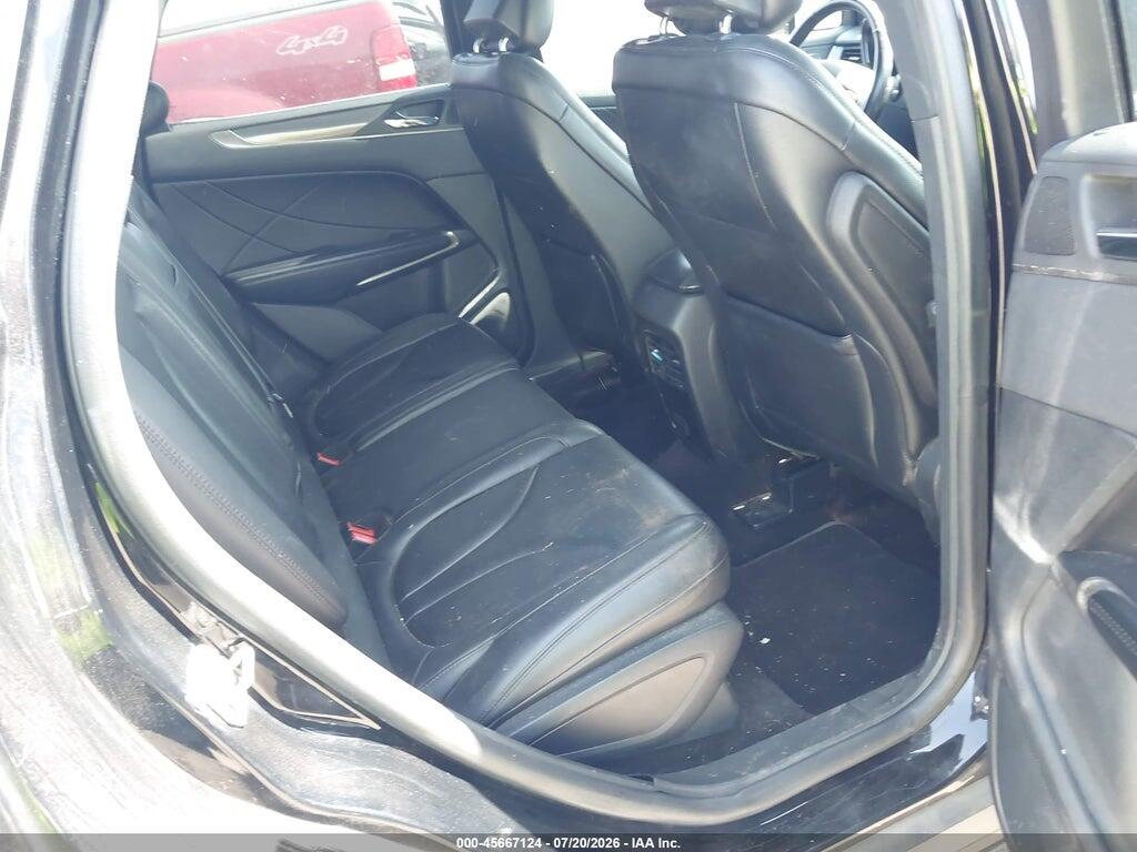 5LMCJ1C98JUL00530 2018 LINCOLN MKC photo no. 8