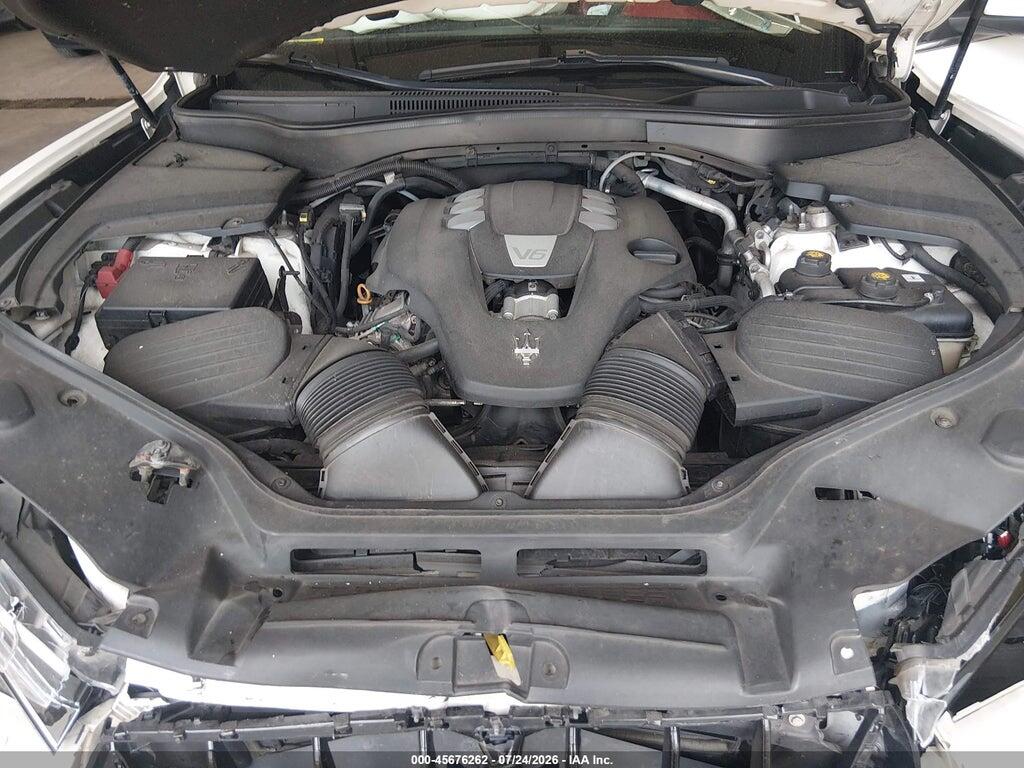 ZN661XUS2JX259608 2018 MASERATI LEVANTE photo no. 10