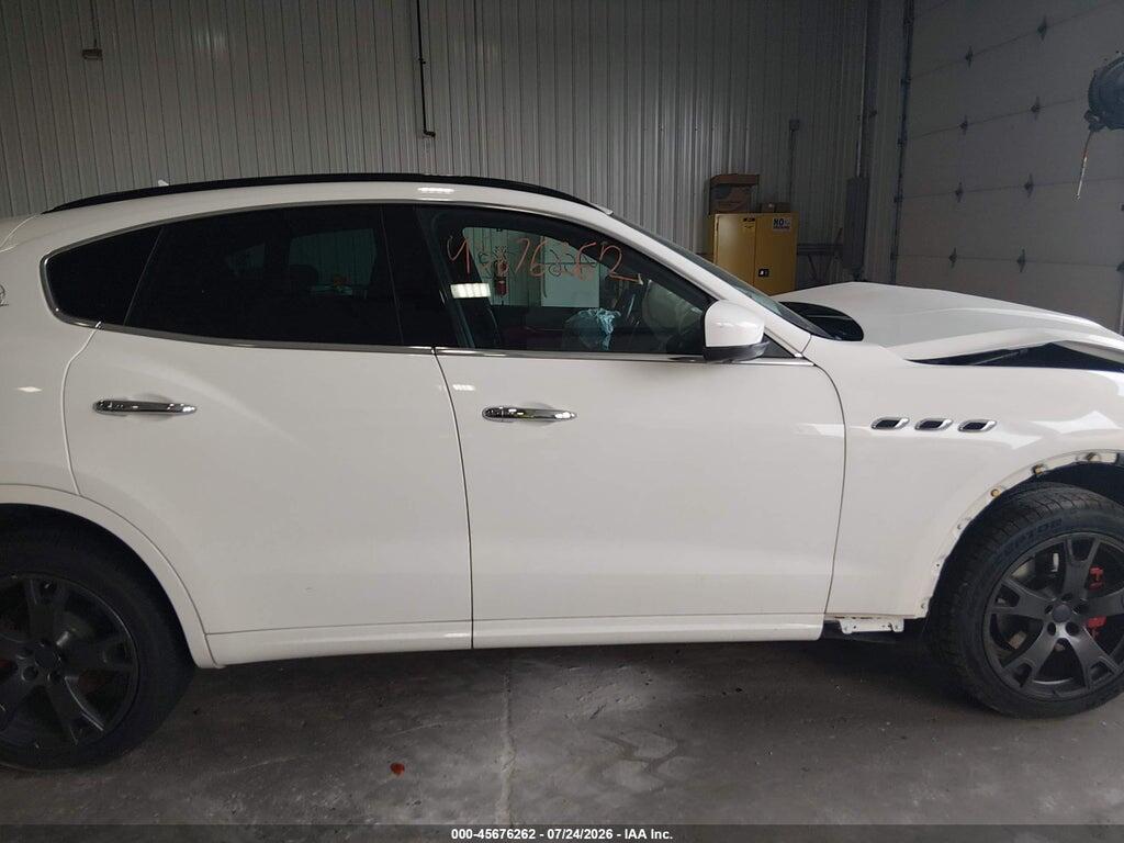 ZN661XUS2JX259608 2018 MASERATI LEVANTE photo no. 12
