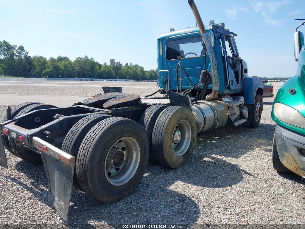 1M1AN09Y1FM021293 2015 MACK 600 photo no. 4