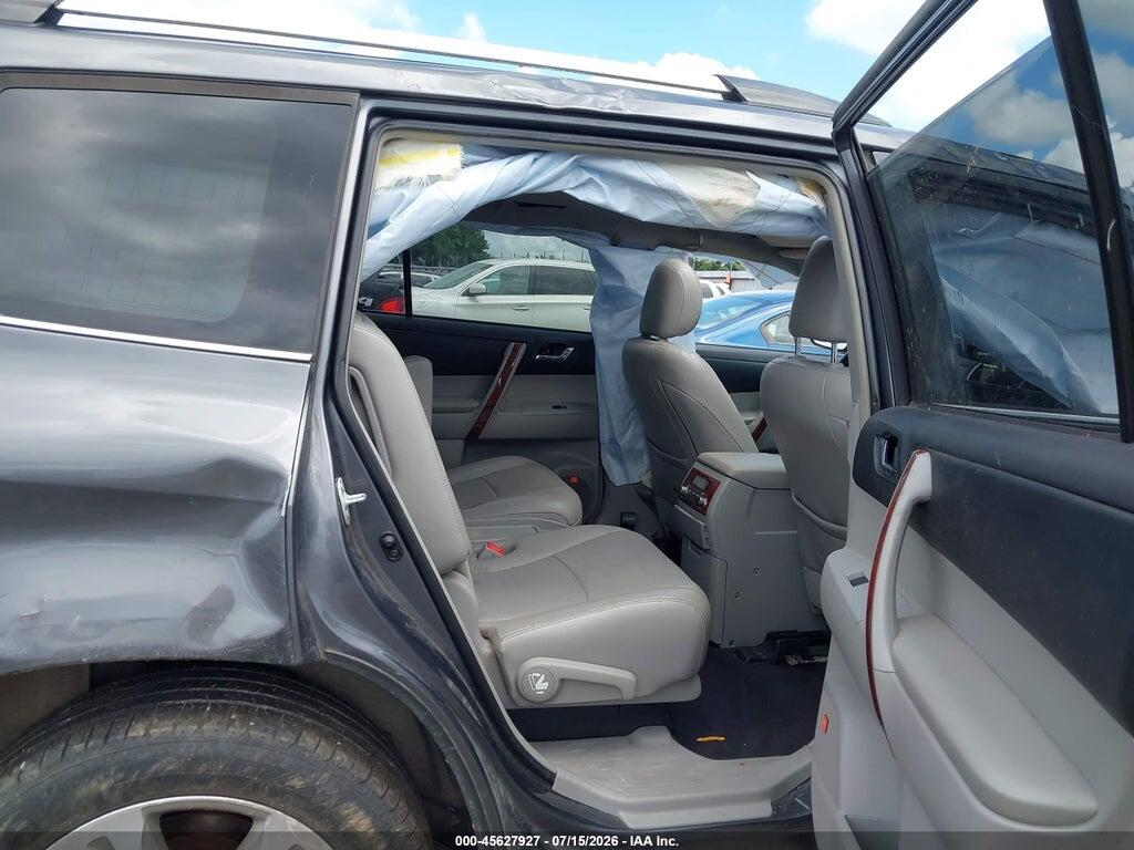 5TDDK3EH8DS237995 2013 TOYOTA HIGHLANDER photo no. 8