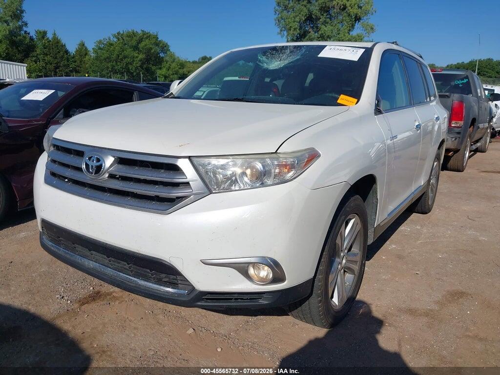 5TDDK3EH2DS226006 2013 TOYOTA HIGHLANDER photo no. 2