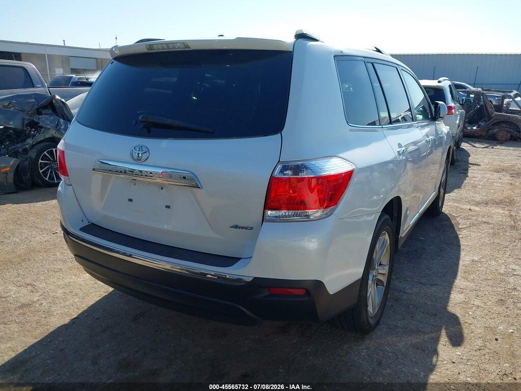 5TDDK3EH2DS226006 2013 TOYOTA HIGHLANDER photo no. 4