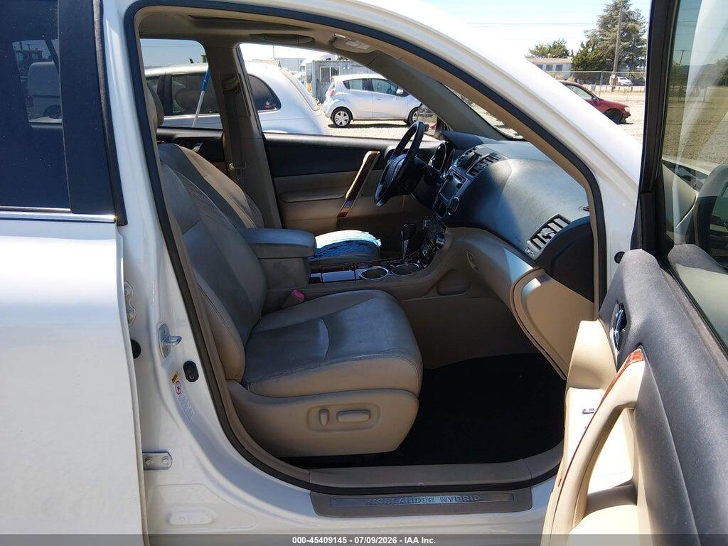 JTEDC3EH2D2016439 2013 TOYOTA HIGHLANDER HYBRID photo no. 5