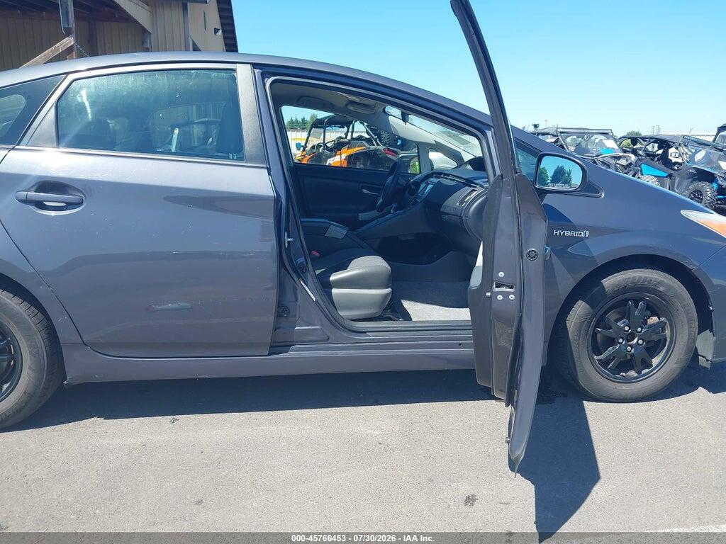 JTDKN3DU3D5572889 2013 TOYOTA PRIUS photo no. 5