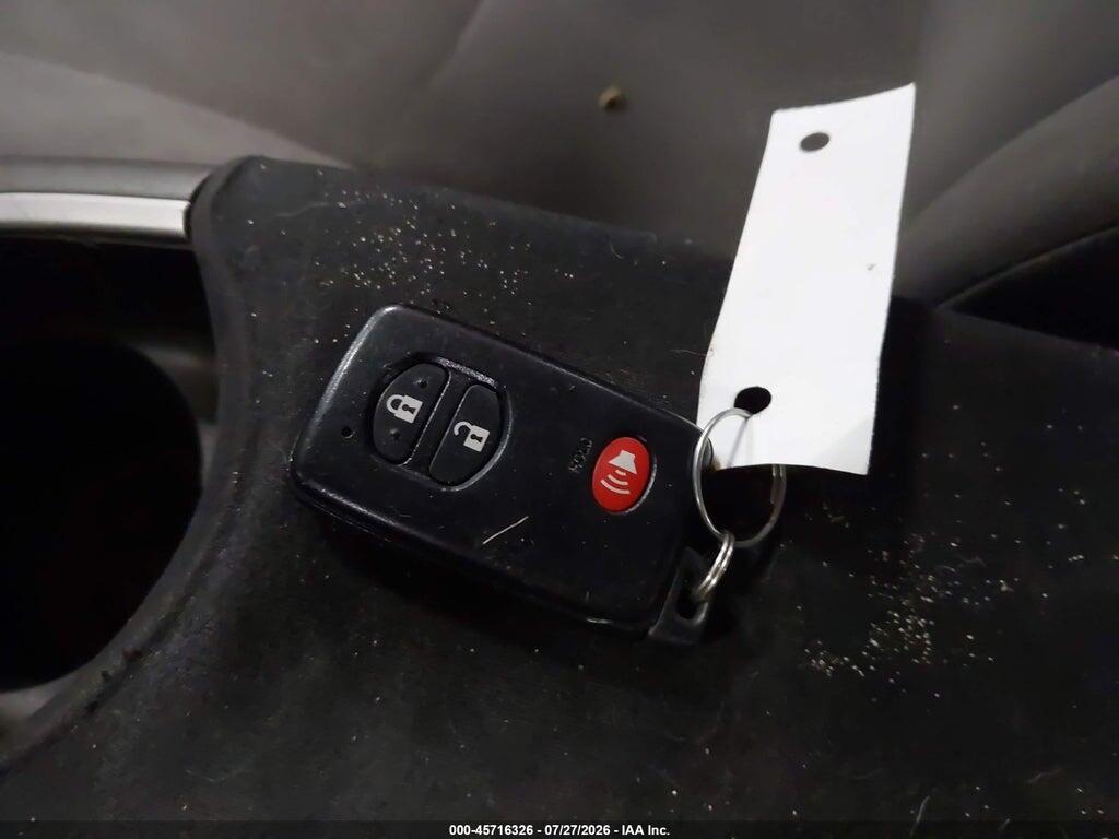 JTDKN3DU2D1727276 2013 TOYOTA PRIUS photo no. 11