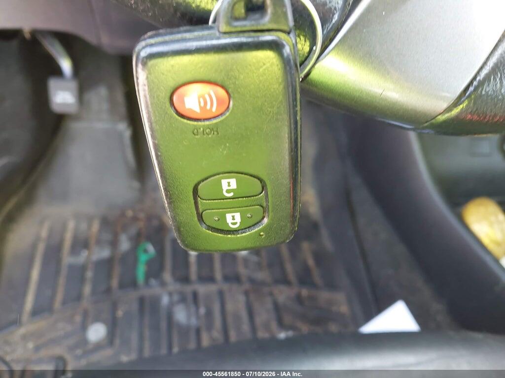 JTDKN3DU2D1653017 2013 TOYOTA PRIUS photo no. 11
