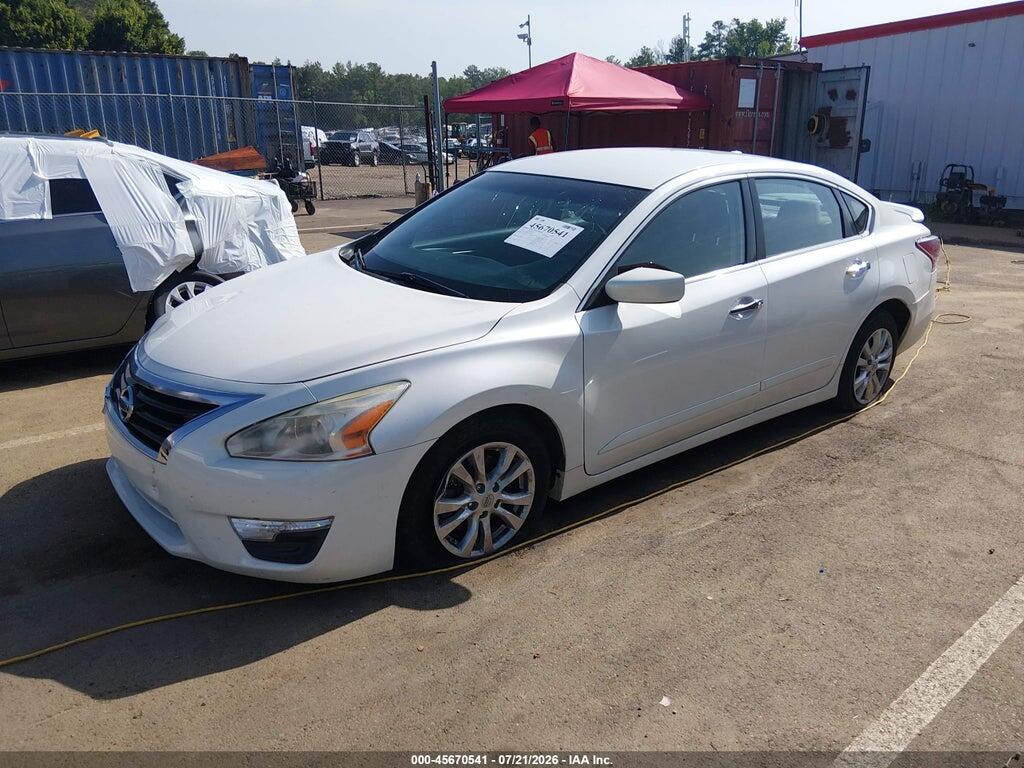 1N4AL3AP7FC105804 2015 NISSAN ALTIMA photo no. 2