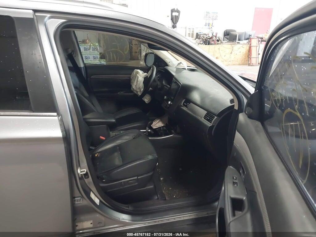 JA4AD3A35LZ033895 2020 MITSUBISHI OUTLANDER photo no. 5