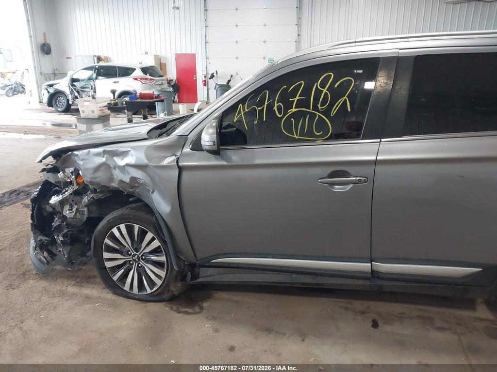 JA4AD3A35LZ033895 2020 MITSUBISHI OUTLANDER photo no. 6