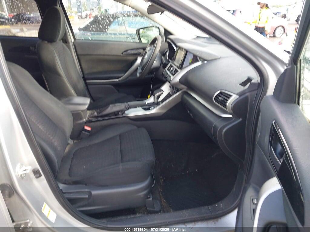 JA4AT3AA7LZ014136 2020 MITSUBISHI ECLIPSE CROSS photo no. 5