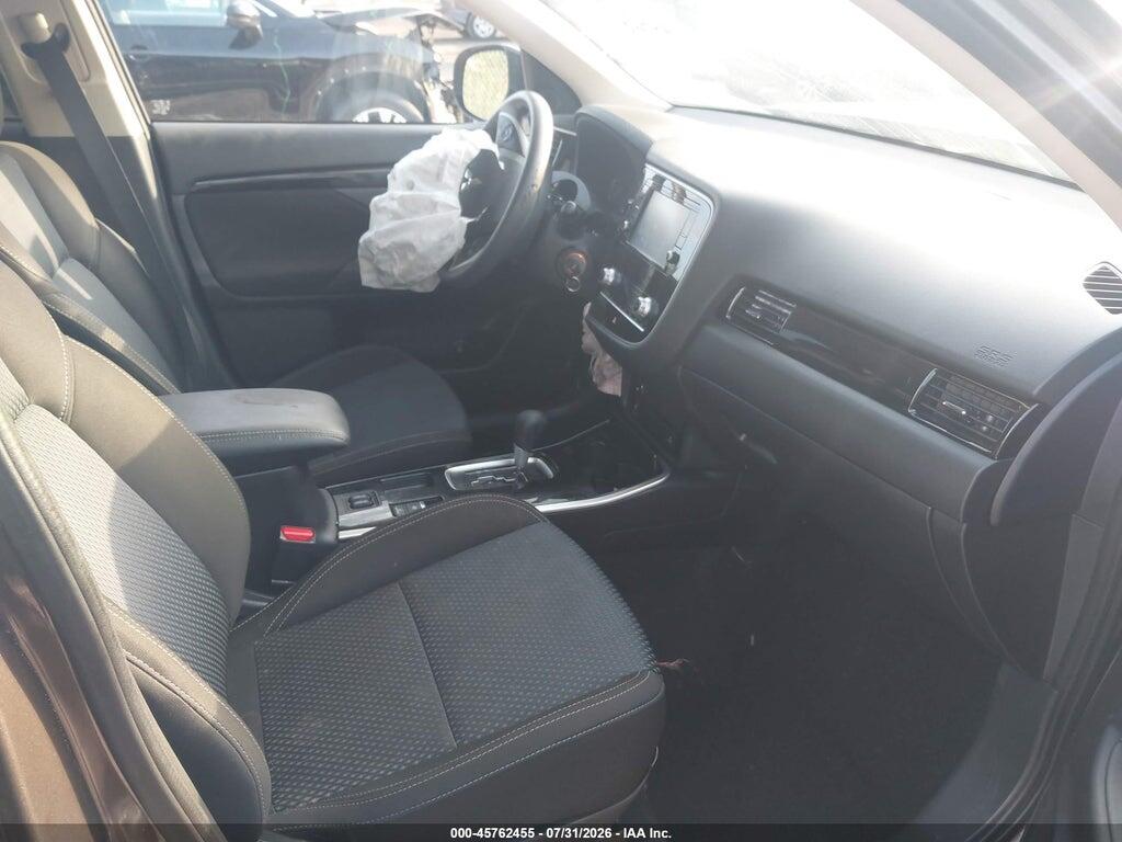 JA4AD2A32LZ015154 2020 MITSUBISHI OUTLANDER photo no. 5