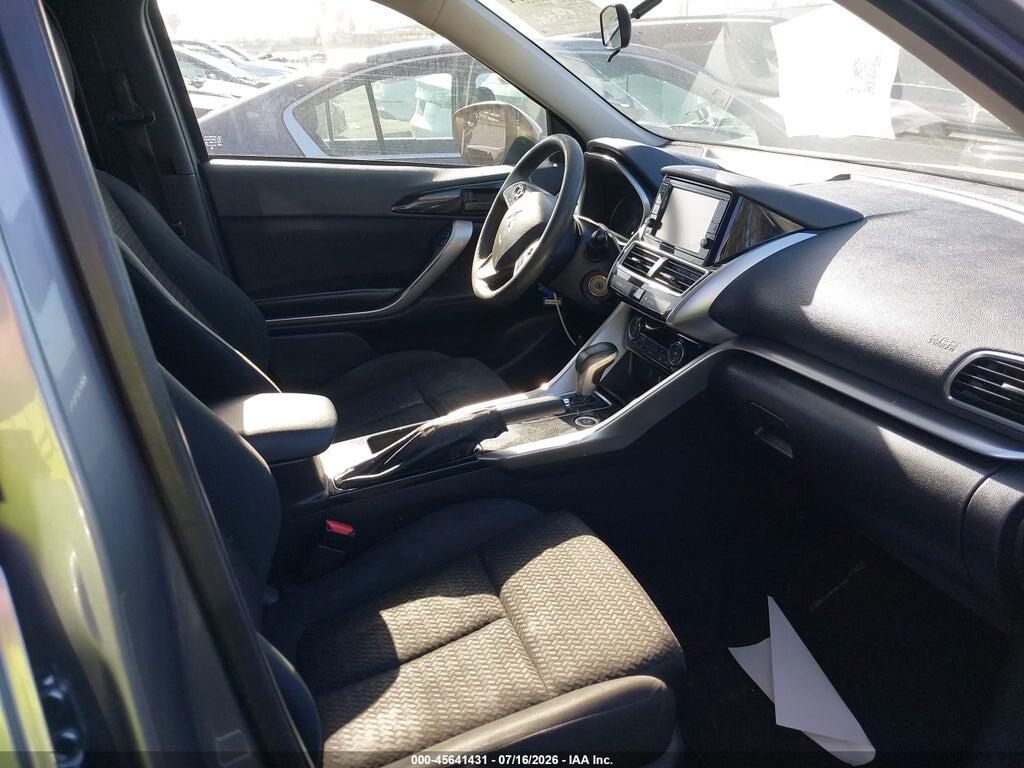 JA4AT3AA6LZ036581 2020 MITSUBISHI ECLIPSE CROSS photo no. 5