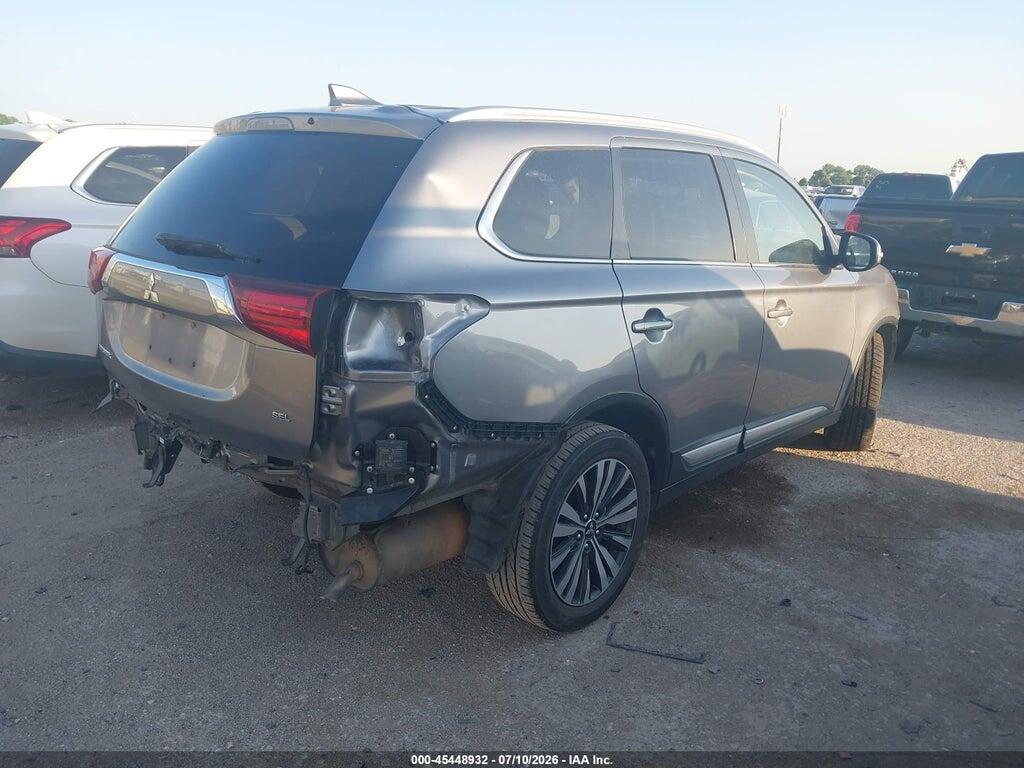 JA4AD3A35LZ030429 2020 MITSUBISHI OUTLANDER photo no. 4