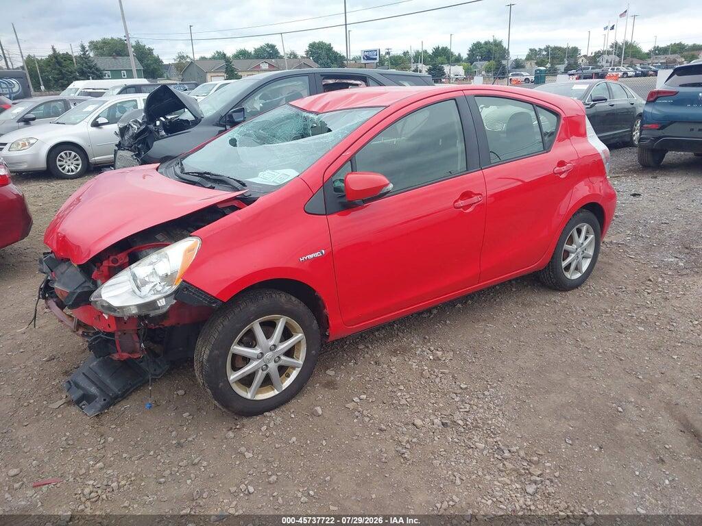 JTDKDTB32D1032227 2013 TOYOTA PRIUS C photo no. 2
