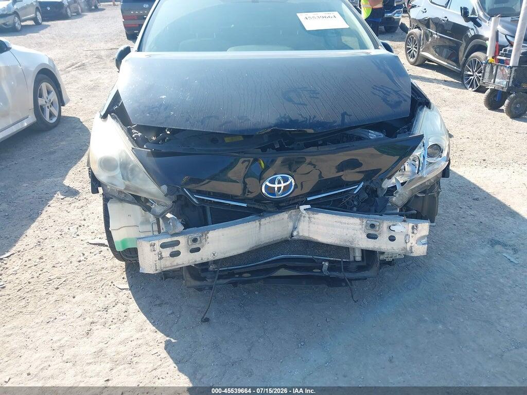 JTDZN3EU8D3199261 2013 TOYOTA PRIUS V photo no. 6