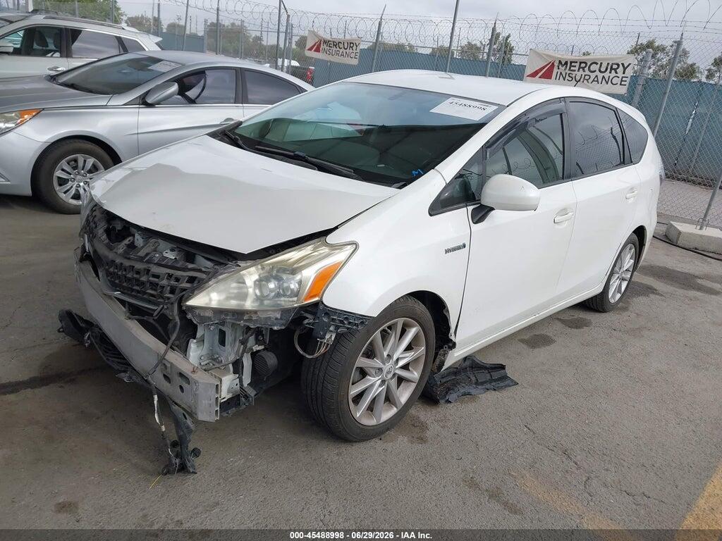 JTDZN3EU0D3198590 2013 TOYOTA PRIUS V photo no. 2