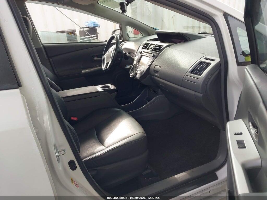 JTDZN3EU0D3198590 2013 TOYOTA PRIUS V photo no. 5