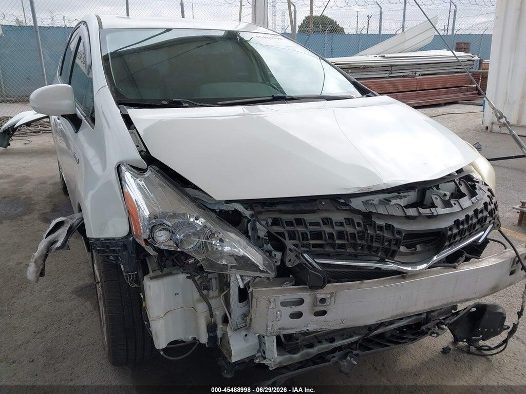 JTDZN3EU0D3198590 2013 TOYOTA PRIUS V photo no. 6