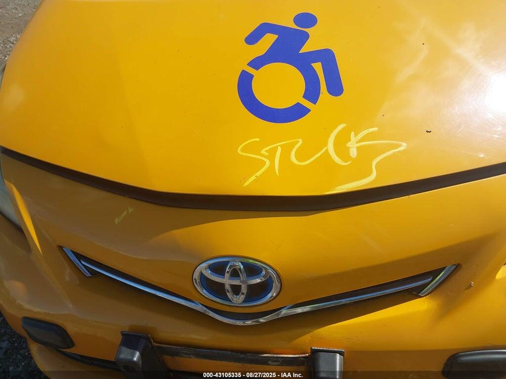 JTDZN3EU3D3187132 2013 TOYOTA PRIUS V photo no. 10