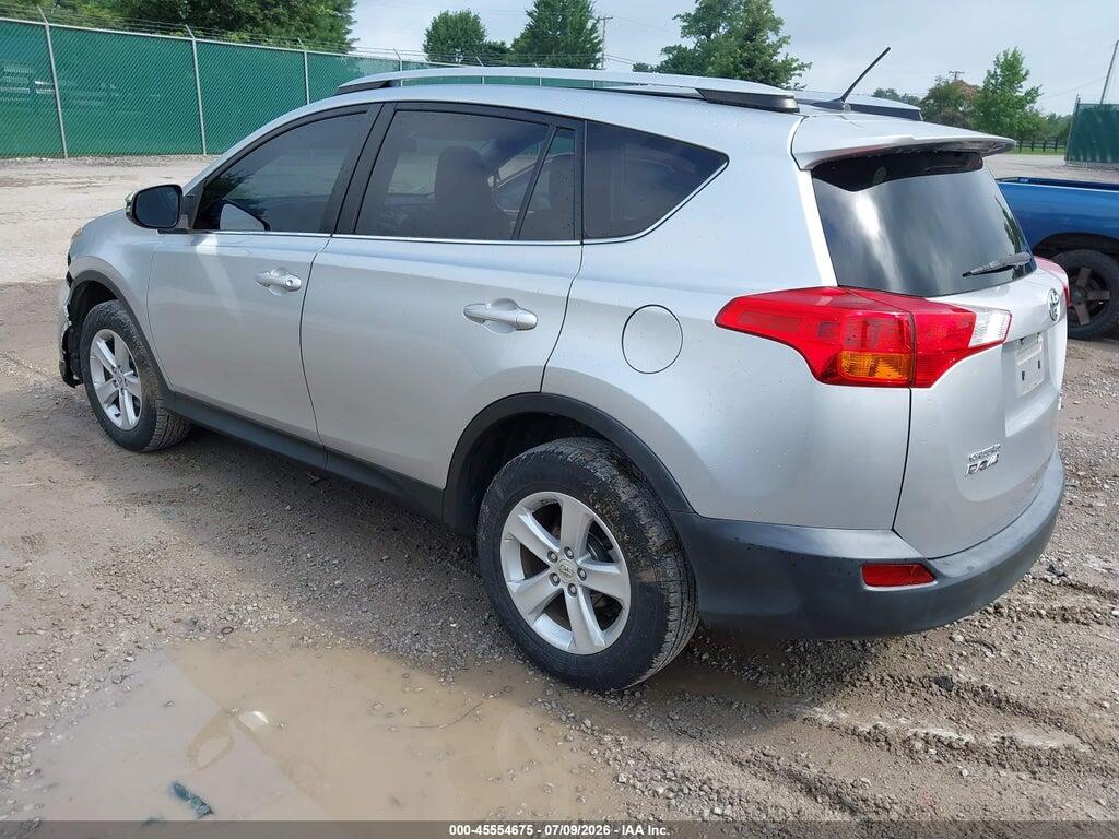 2T3RFREV2DW100486 2013 TOYOTA RAV4 photo no. 3
