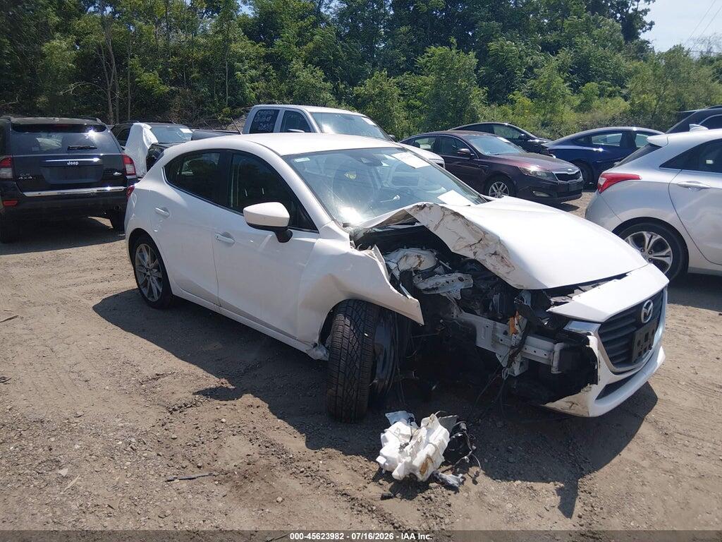 3MZBN1L36JM168517 2018 MAZDA MAZDA3 photo no. 1
