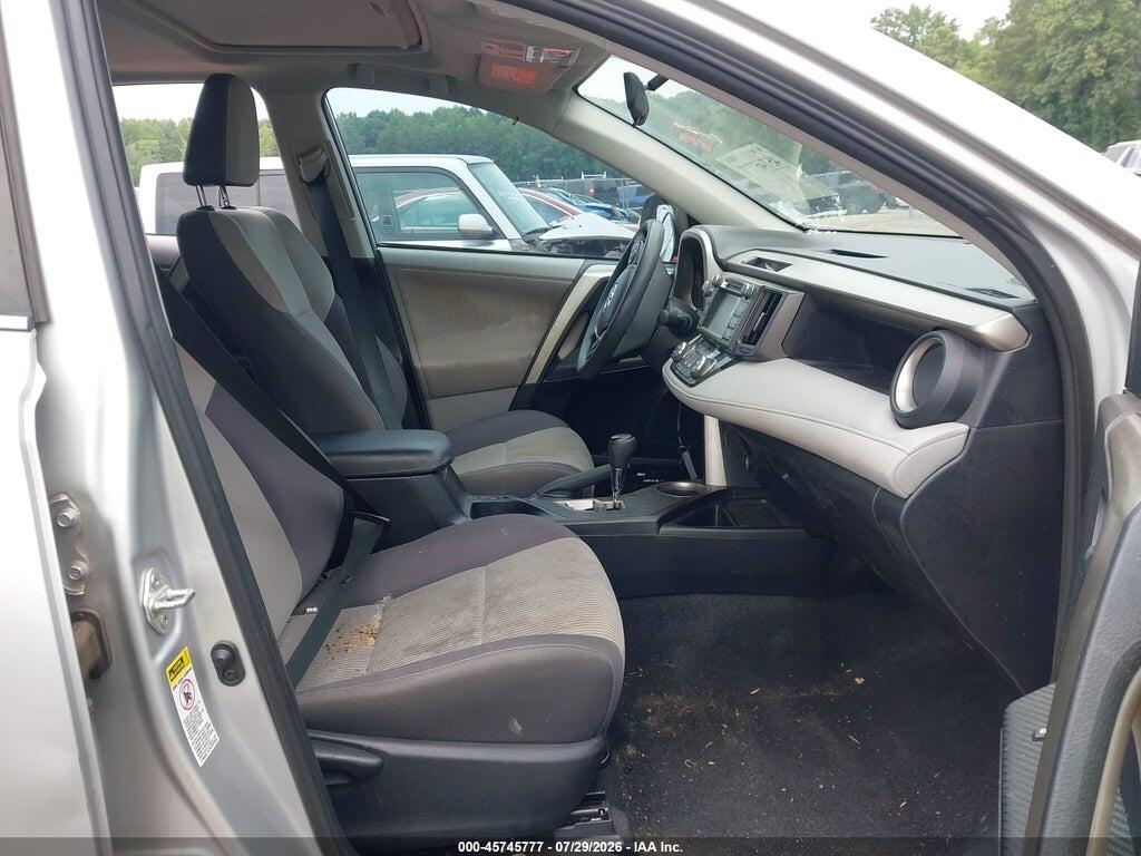 2T3WFREV8DW062376 2013 TOYOTA RAV4 photo no. 5