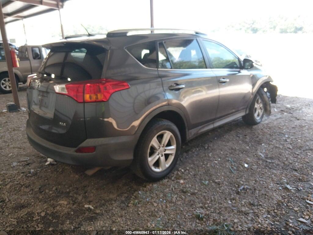 2T3WFREV2DW046805 2013 TOYOTA RAV4 photo no. 4