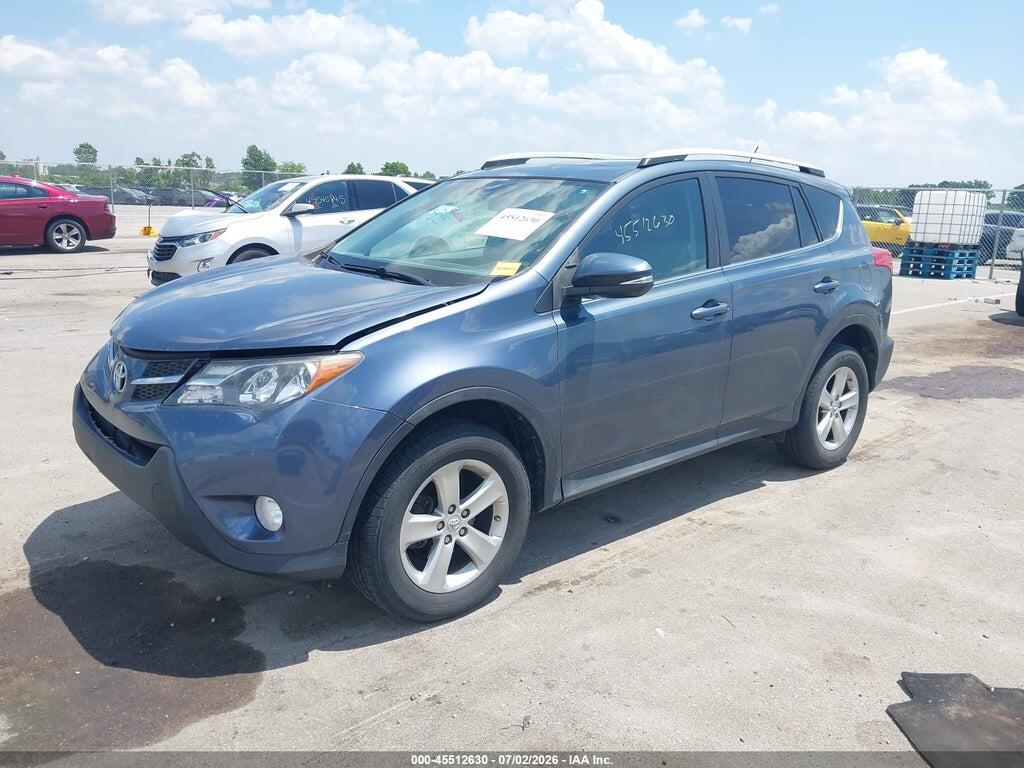 2T3RFREV4DW072898 2013 TOYOTA RAV4 photo no. 2