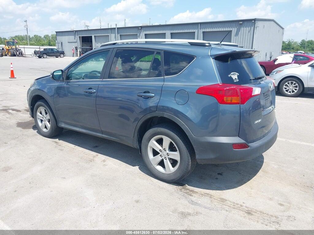 2T3RFREV4DW072898 2013 TOYOTA RAV4 photo no. 3
