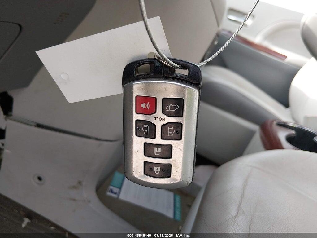 5TDYK3DC0DS405376 2013 TOYOTA SIENNA photo no. 11