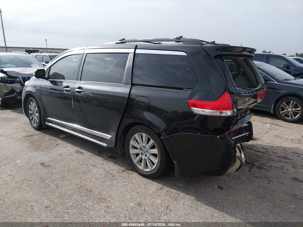 5TDYK3DC0DS405376 2013 TOYOTA SIENNA photo no. 3