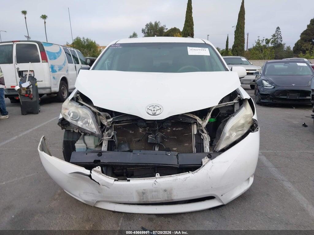 5TDKK3DC2DS323476 2013 TOYOTA SIENNA photo no. 12