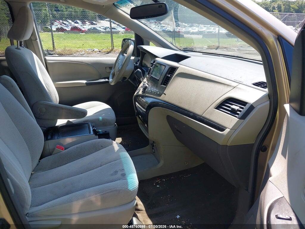 5TDKK3DC0DS333634 2013 TOYOTA SIENNA photo no. 5
