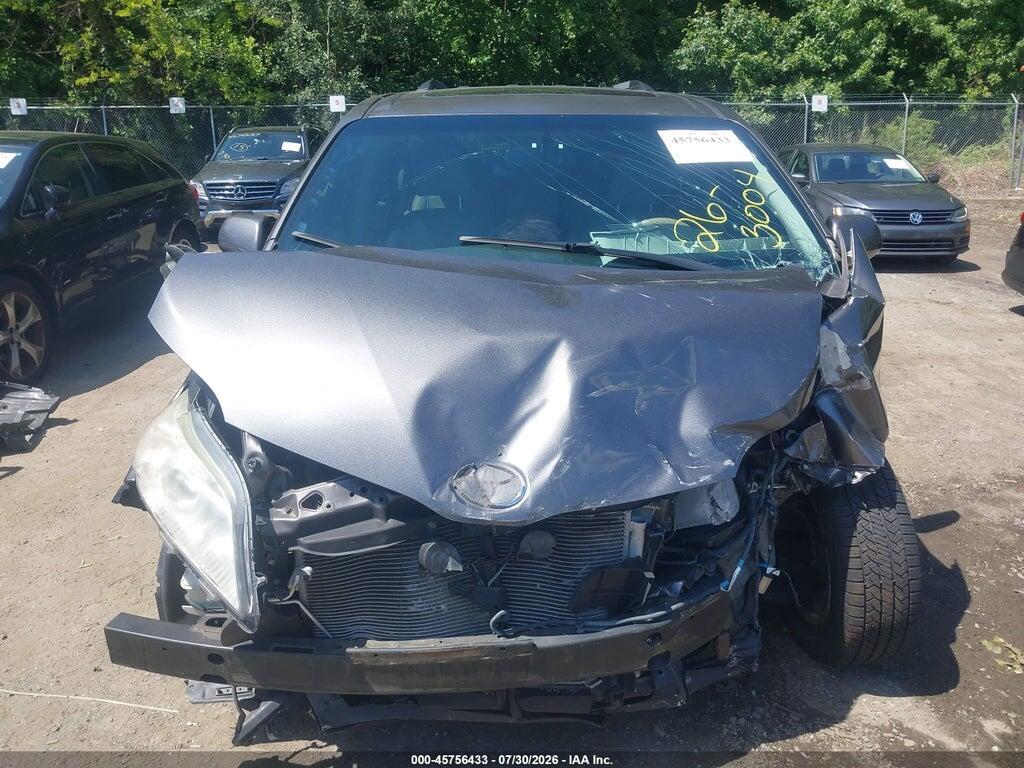 5TDYK3DC8DS325484 2013 TOYOTA SIENNA photo no. 11