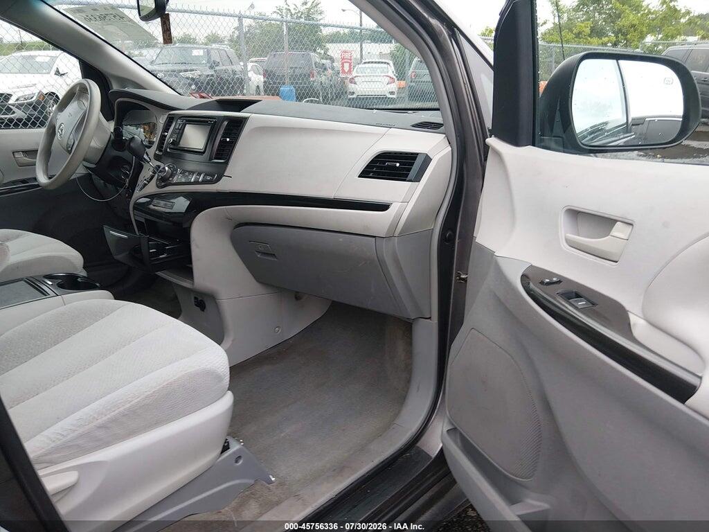 5TDKK3DC0DS384437 2013 TOYOTA SIENNA photo no. 5