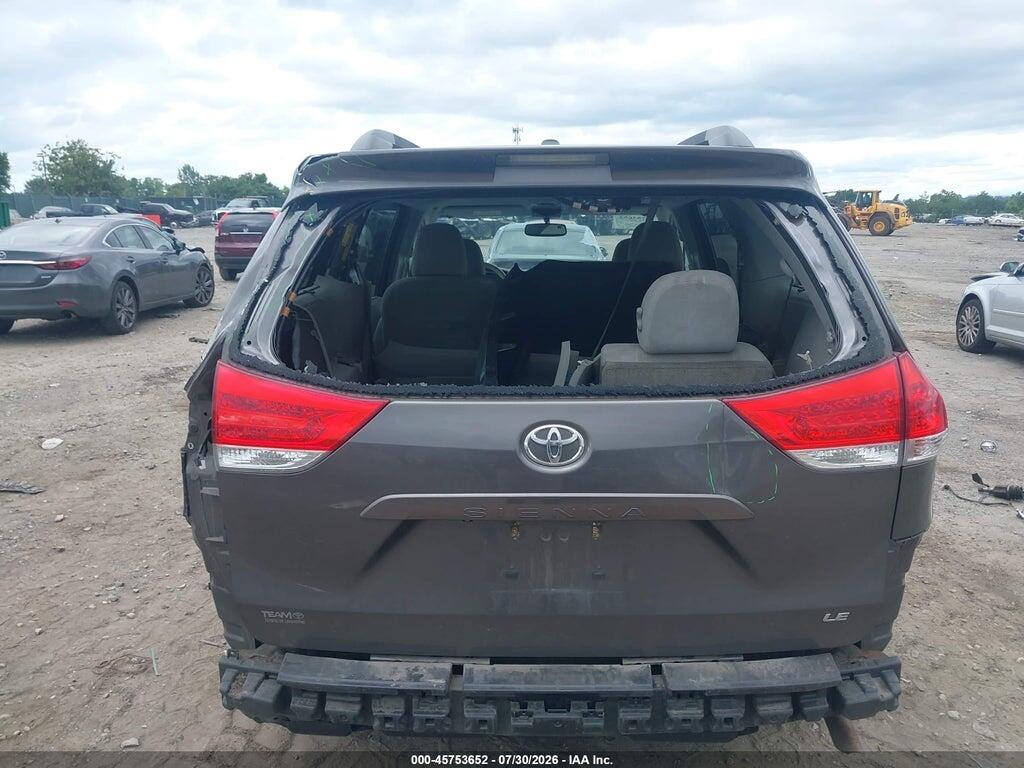 5TDKK3DC2DS375643 2013 TOYOTA SIENNA photo no. 6