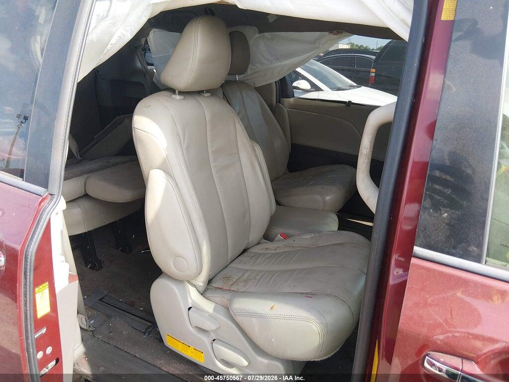 5TDYK3DC3DS374088 2013 TOYOTA SIENNA photo no. 8