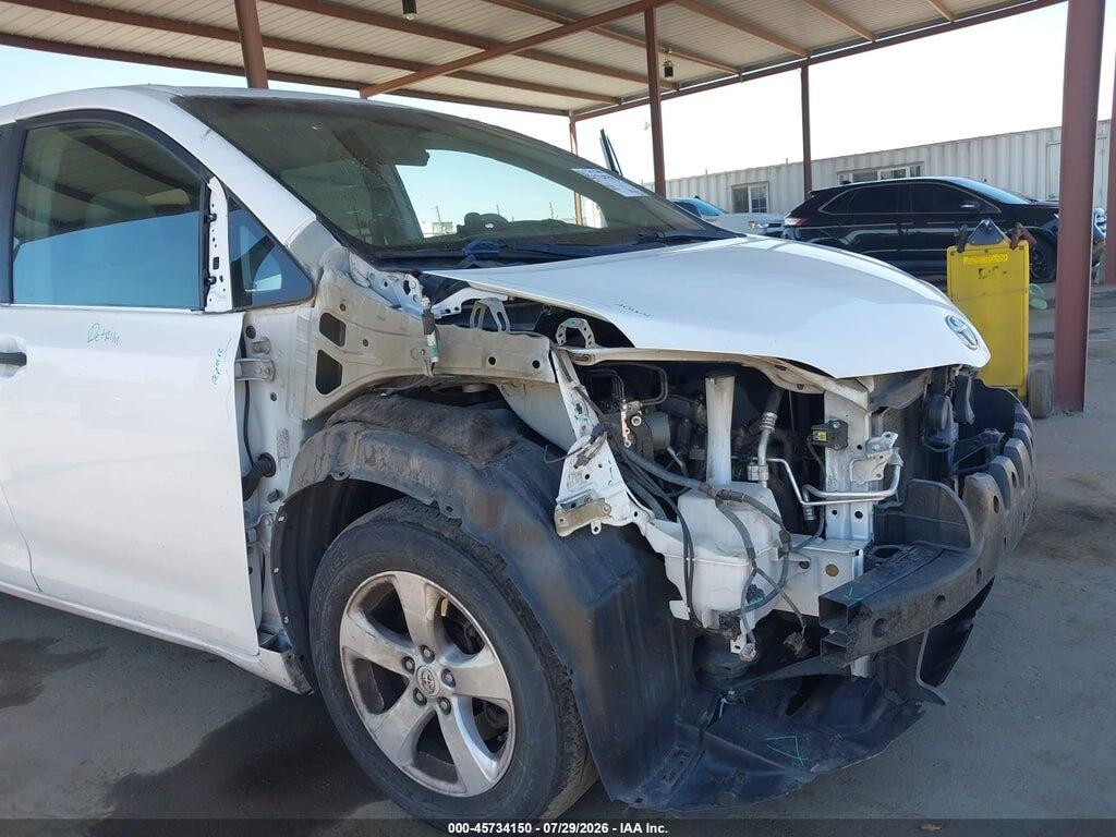 5TDZK3DC1DS298973 2013 TOYOTA SIENNA photo no. 6