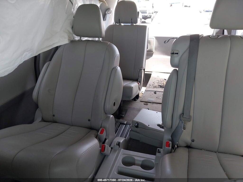 5TDYK3DC3DS367013 2013 TOYOTA SIENNA photo no. 8