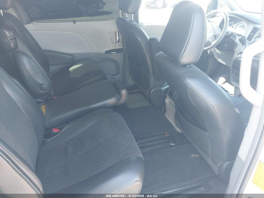 5TDXK3DC7DS293512 2013 TOYOTA SIENNA photo no. 8