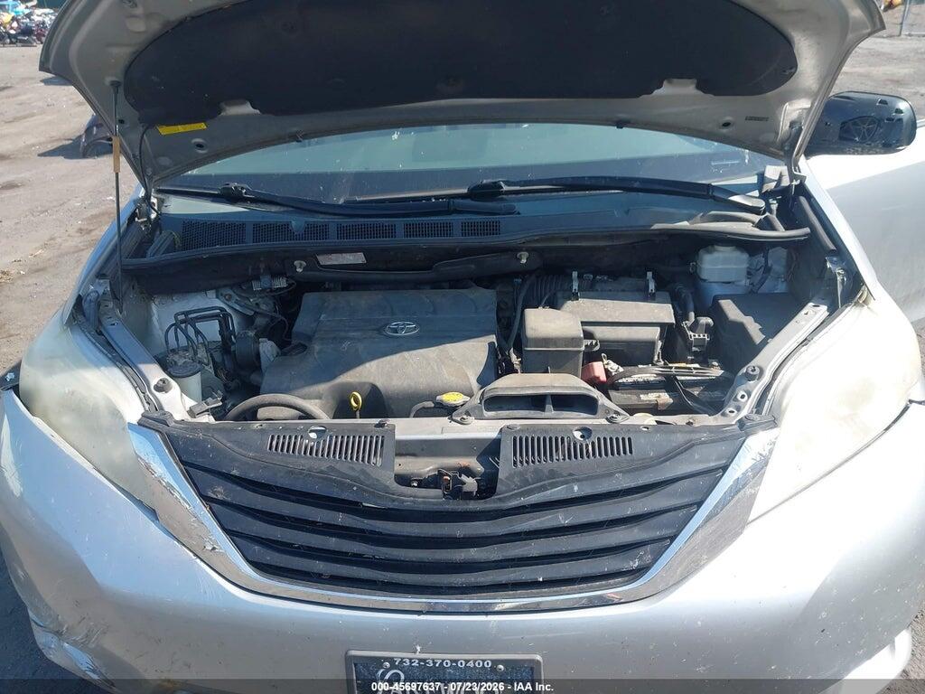 5TDKK3DC3DS403109 2013 TOYOTA SIENNA photo no. 10