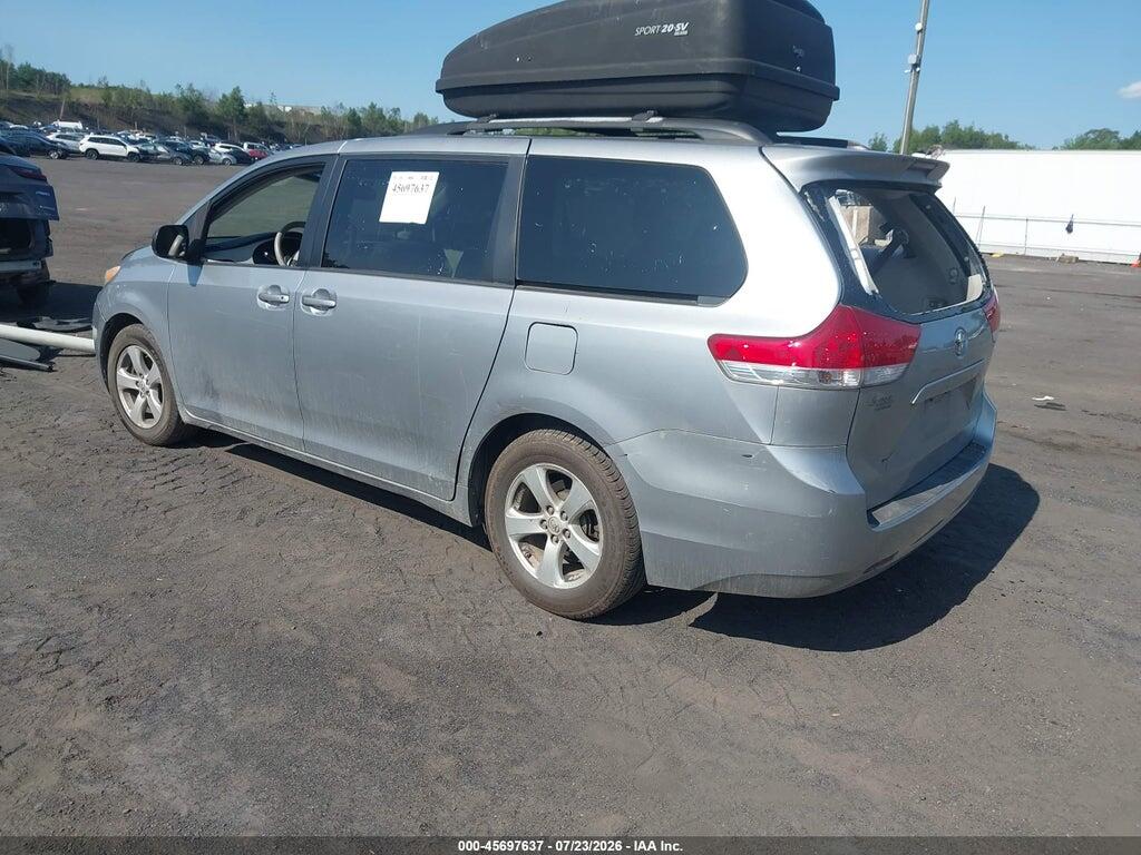 5TDKK3DC3DS403109 2013 TOYOTA SIENNA photo no. 3