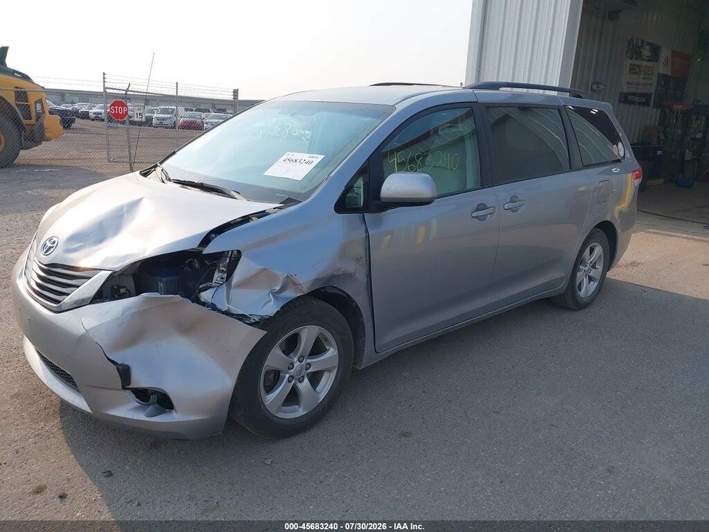 5TDKK3DC5DS303142 2013 TOYOTA SIENNA photo no. 2