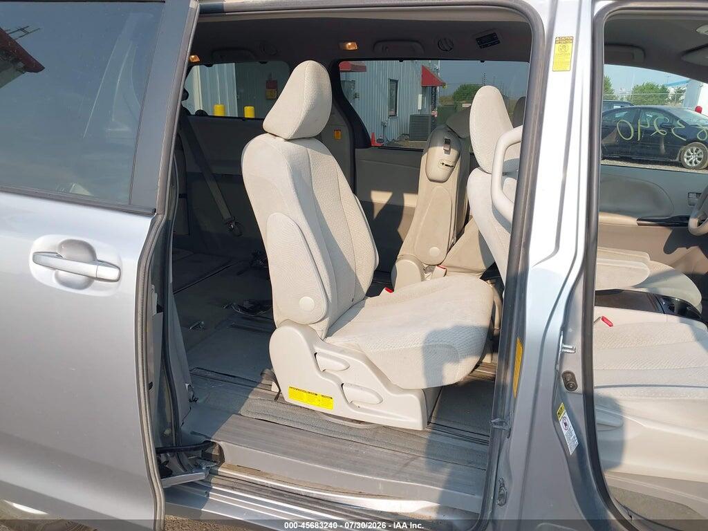 5TDKK3DC5DS303142 2013 TOYOTA SIENNA photo no. 8