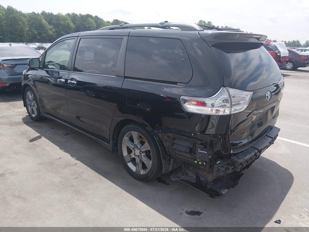 5TDXK3DC8DS348520 2013 TOYOTA SIENNA photo no. 3