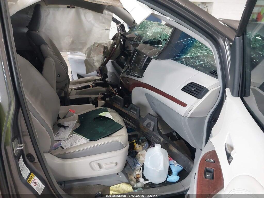 5TDDK3DC2DS056736 2013 TOYOTA SIENNA photo no. 5